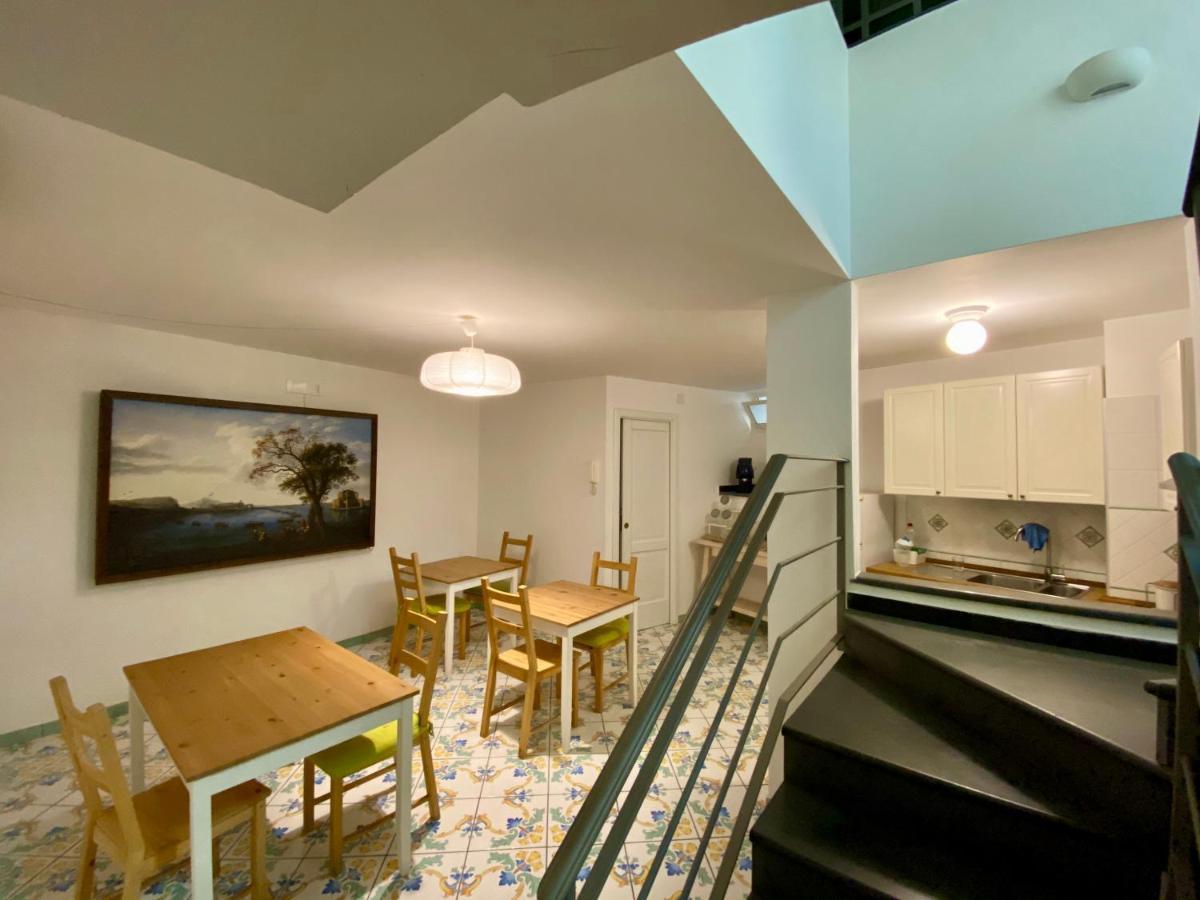 ナポリ Borgo Belvedere Bed & Breakfast エクステリア 写真